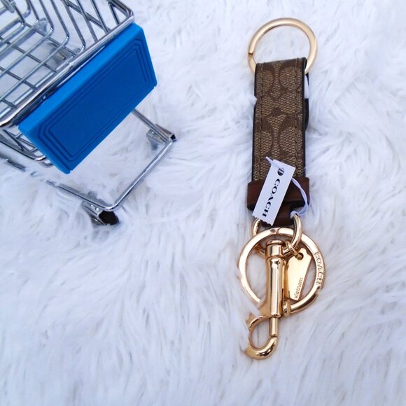 Coach Trigger Snap Bag Charm Khaki Gold Women Keychain Brown - Picture 2 of 10